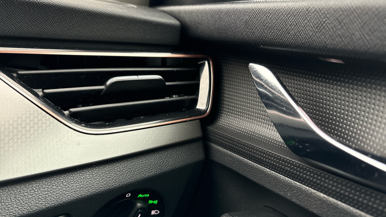 Skoda Kamiq 1.0 TSI 110 SE L Executive 5dr DSG Petrol Hatchback